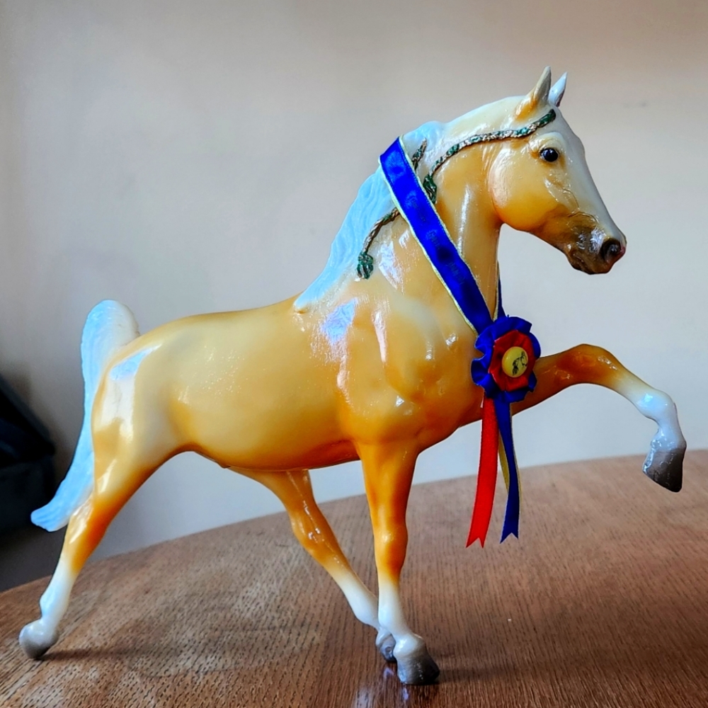Breyer Tennessee walker model horse